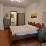 Agyagos Alloggio in famiglia