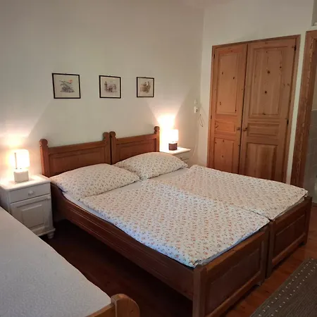 Agyagos Vendeghaz Homestay Eger