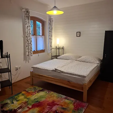 Agyagos Vendeghaz Homestay Eger