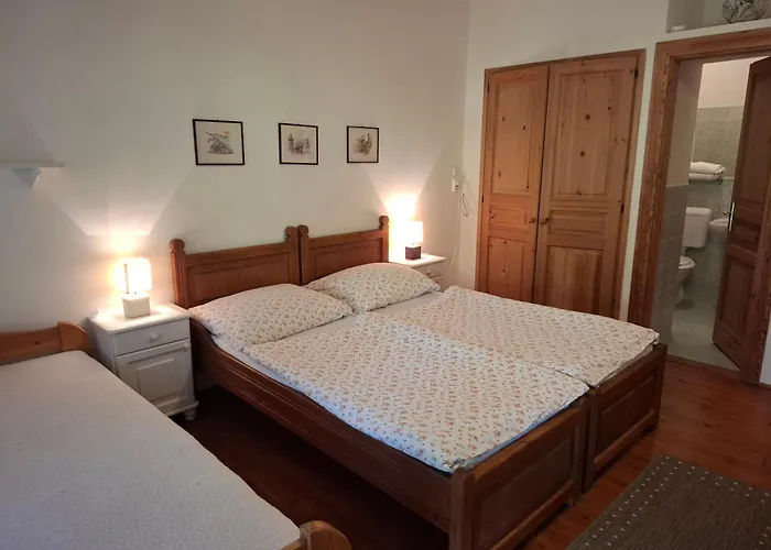 Agyagos Vendeghaz Homestay Eger